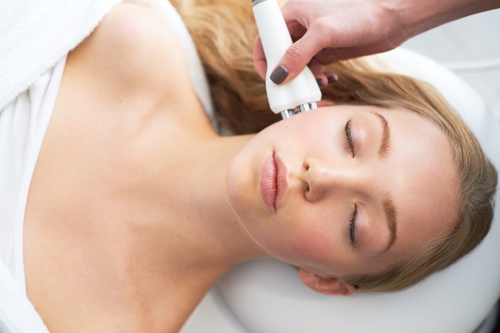 LIFTING non invasif: 4 traitements de Radiofréquence fractionnée